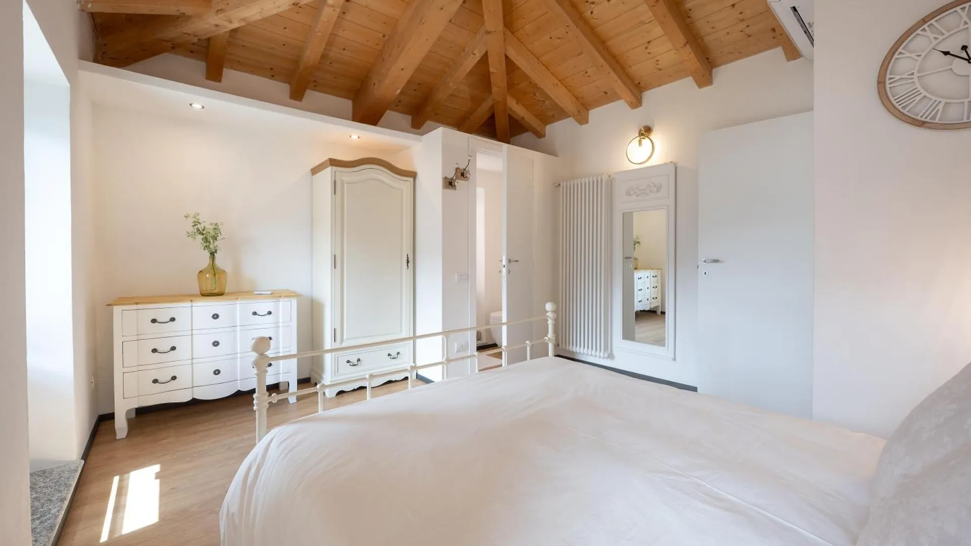 Lora Villa, With Lake View Ossuccio Villa